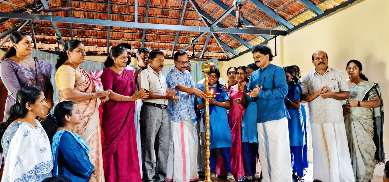 ഇലഞ്ഞിമേൽ കെ പി രാമൻനായർ ഭാഷാപഠനകേന്ദ്രം വായനവാരാചരണ പരിപാടികൾക്ക് സമാപനമായി